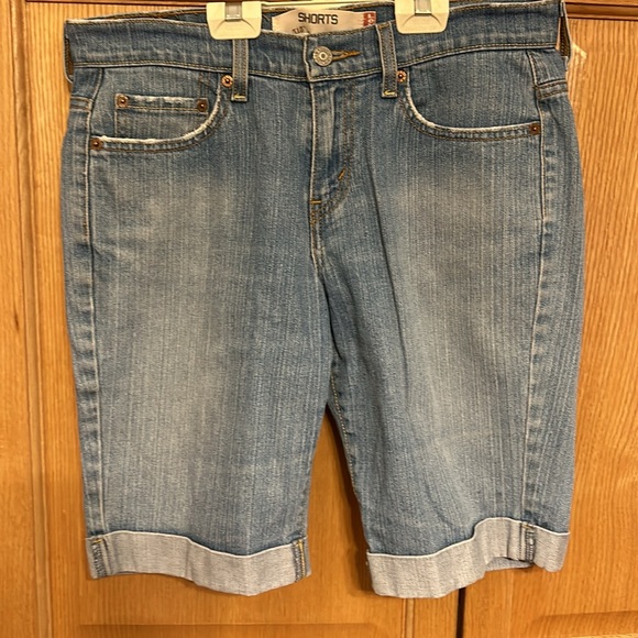 Levi’s 515 Shorts Sz. 6 - Picture 8 of 8